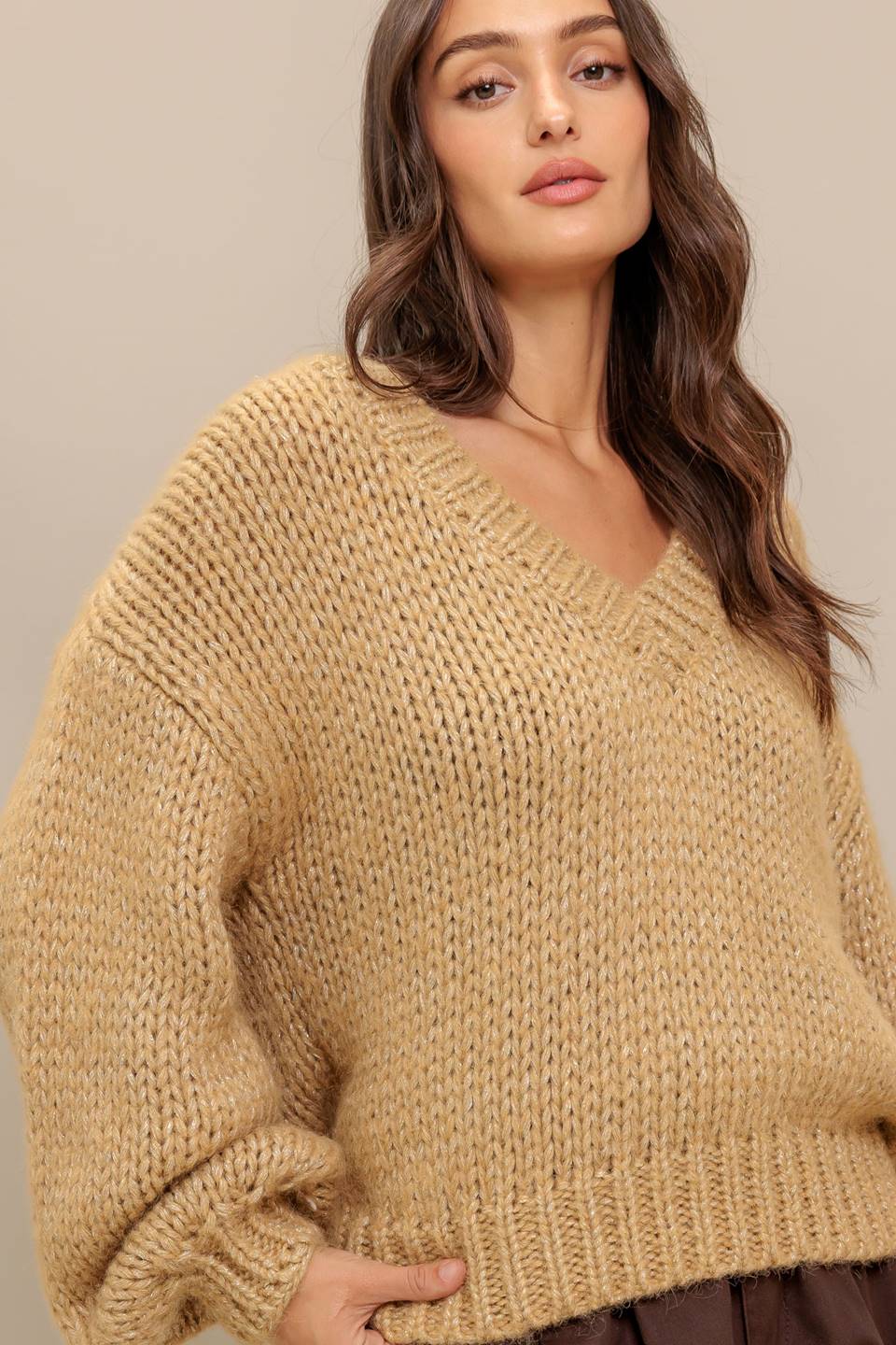 EARTHY TOUCH SWEATER KNIT TOP IN CREAM & CAMEL. Website exclusive · Ships direct!
