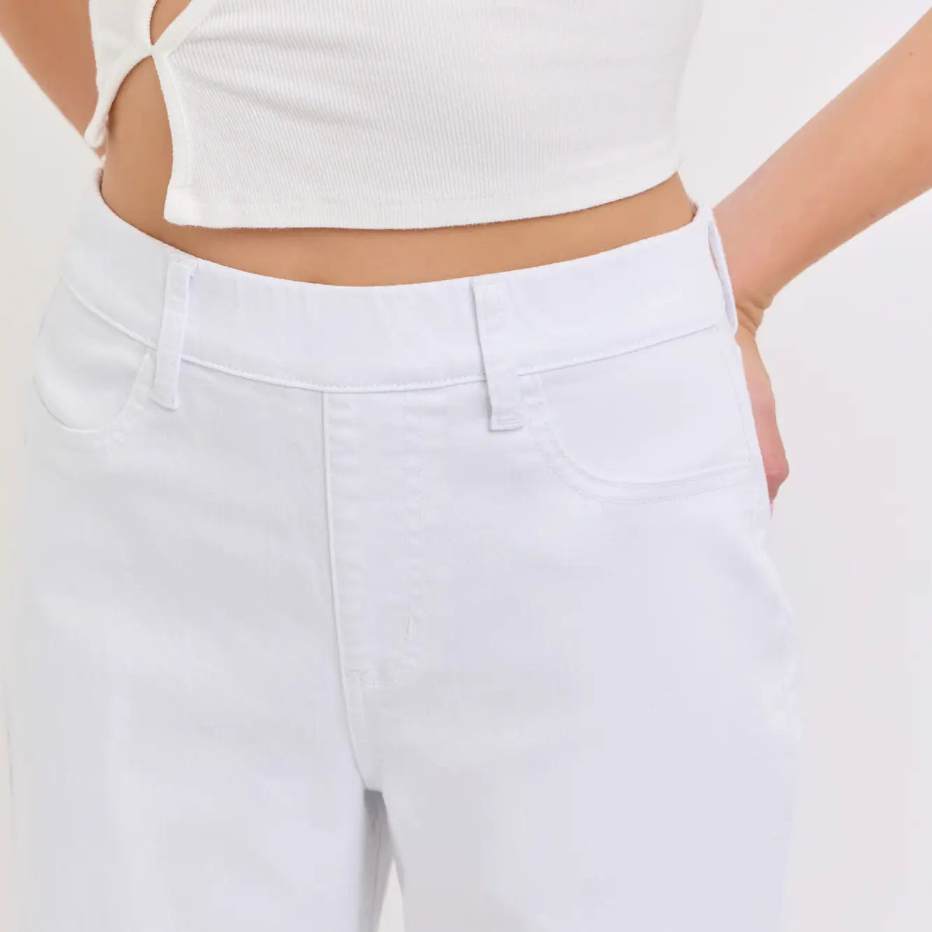 High Rise Pull-On Wide Leg Denim in White