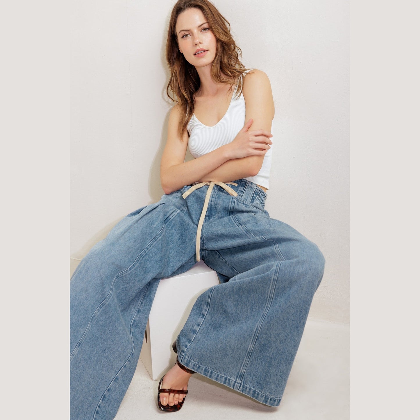 CONTRASTING TIE BLUE DENIM PANTS. Website exclusive · Ships direct!