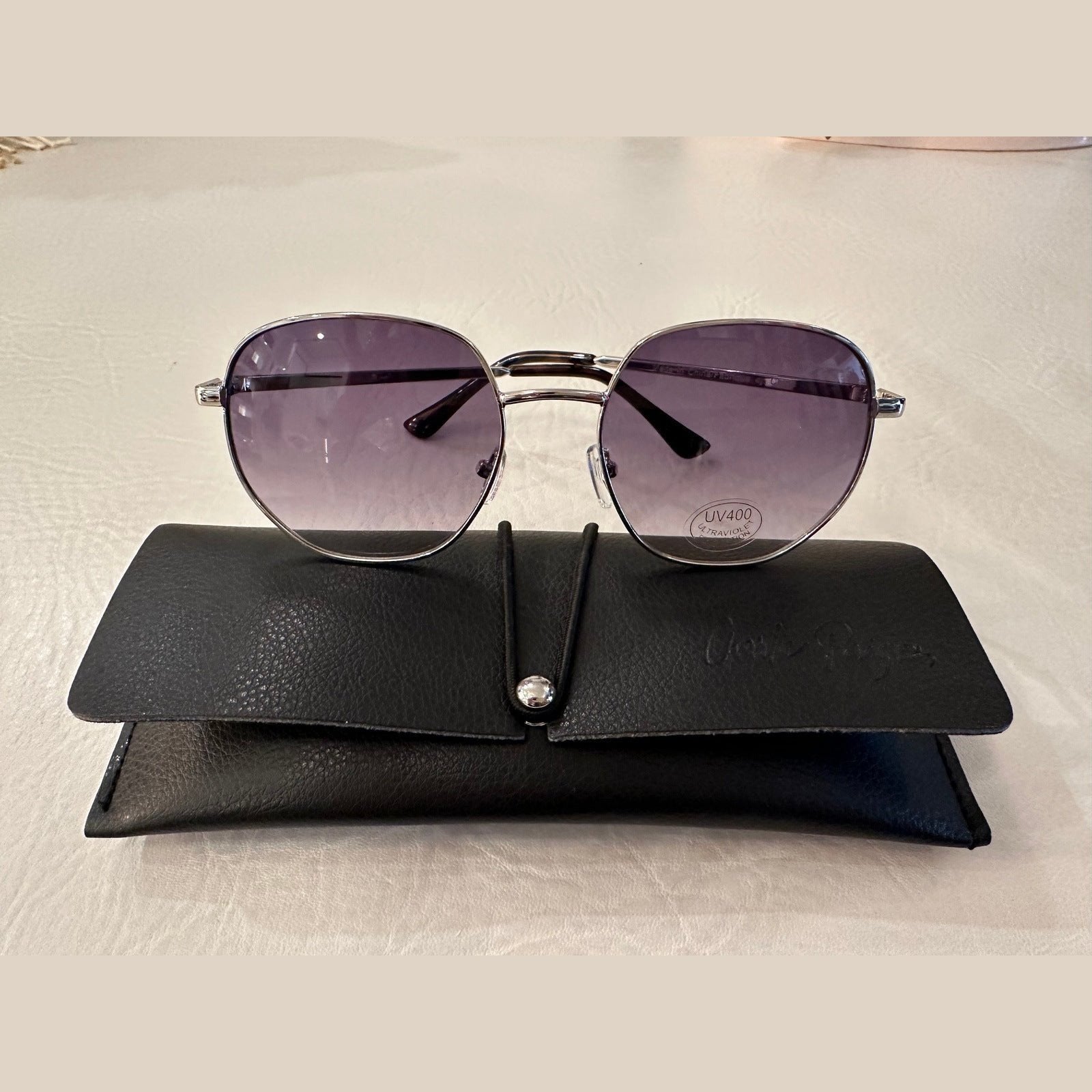 Essential Sunglasses - Silver Metal UV400 - Jaunts Boutique 