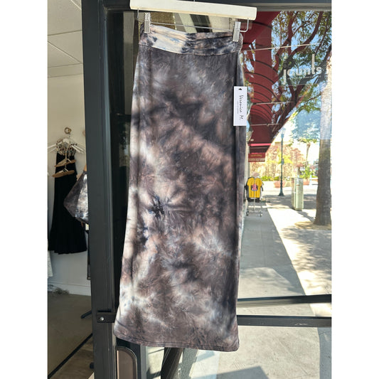 Veronica M Knit Elastic Waist Skirt in Kara