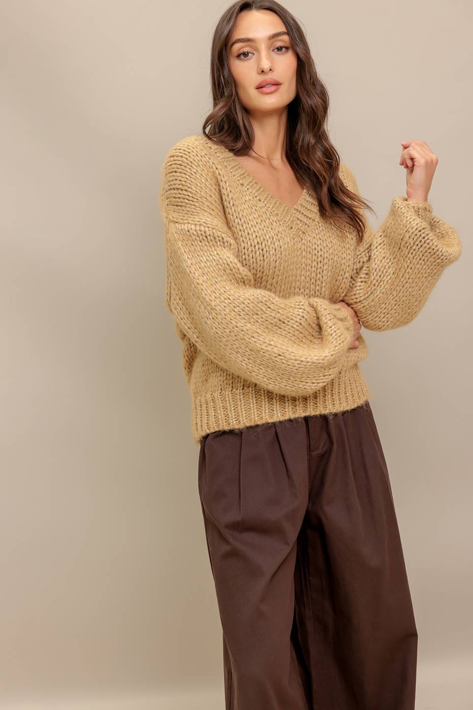 EARTHY TOUCH SWEATER KNIT TOP IN CREAM & CAMEL. Website exclusive · Ships direct!