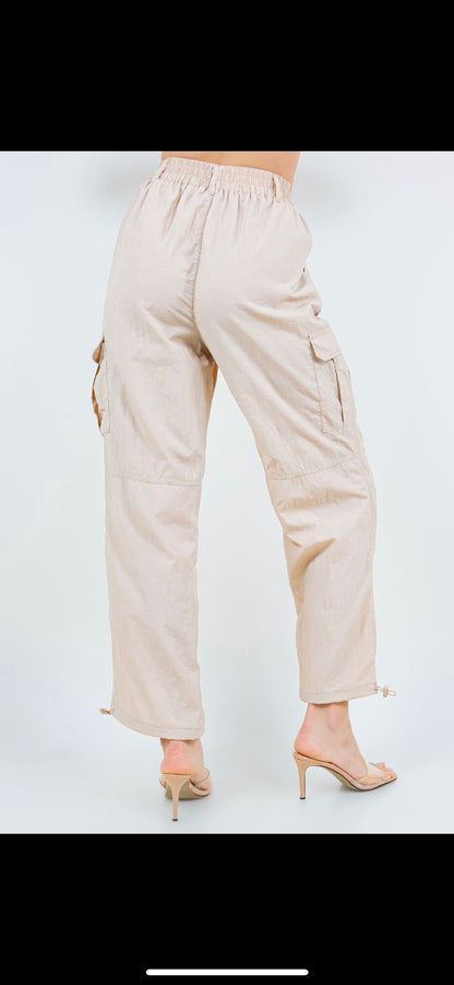 Wide Parachute Cargo Pants - Khaki