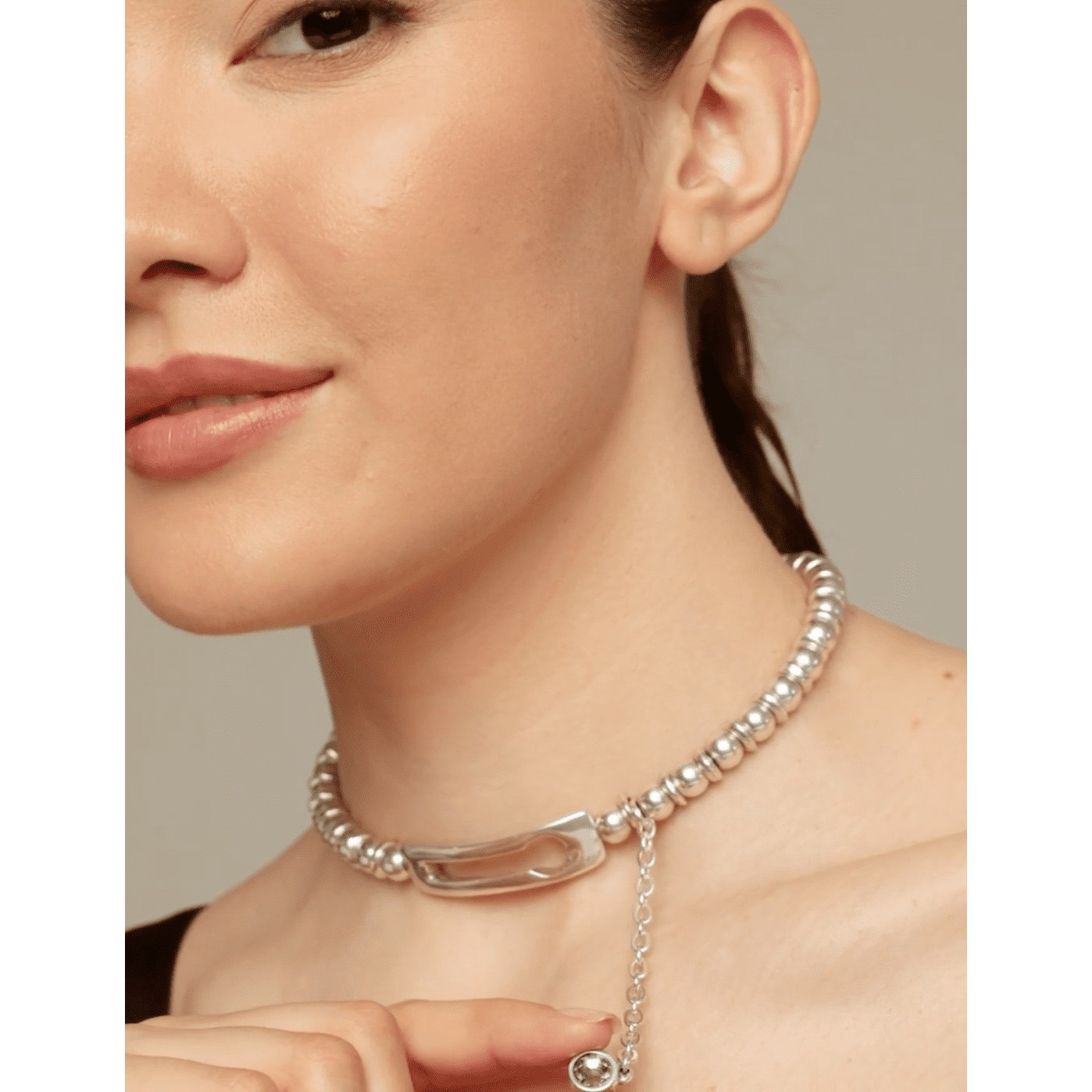 UNOde50 Silver "ON MY OWN" Link Bead Crystal Necklace - Jaunts Boutique 