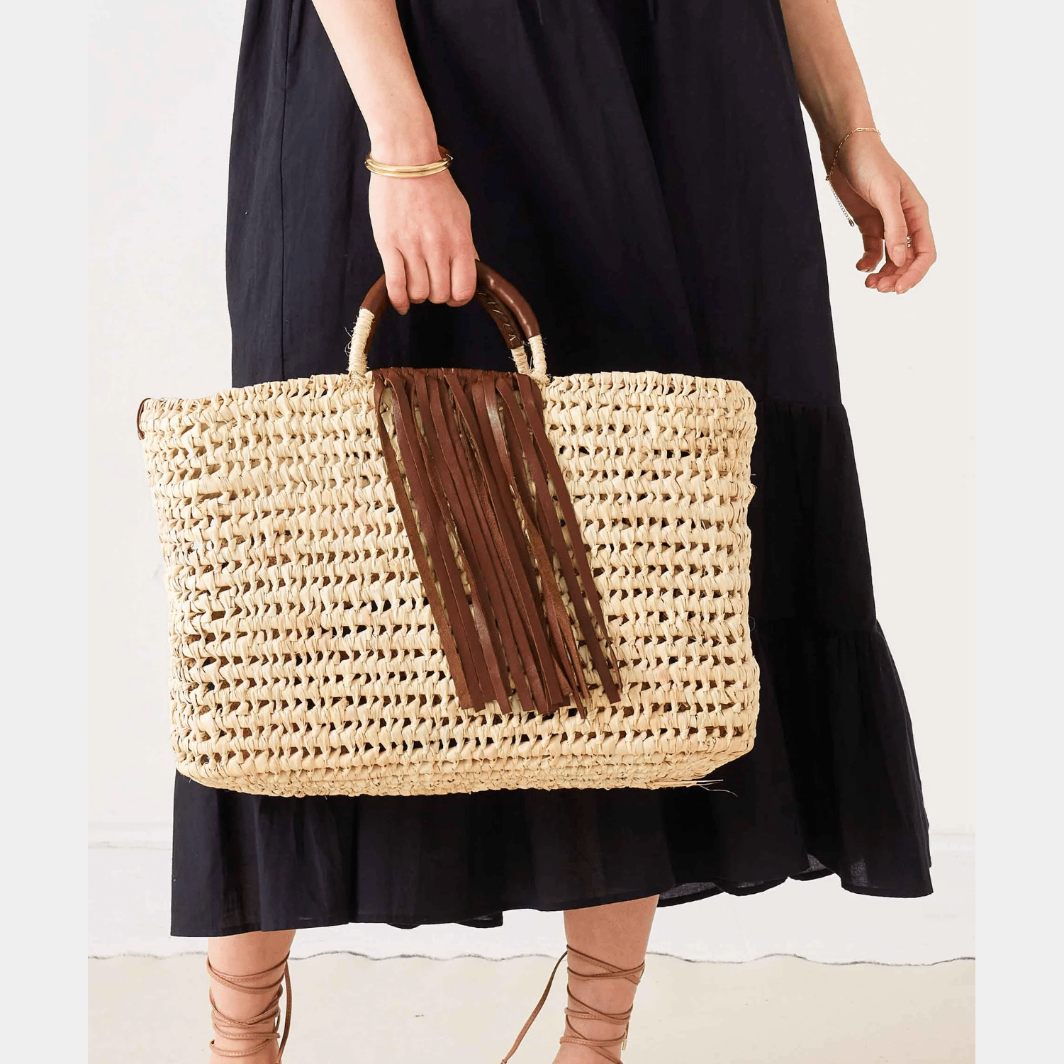 Handmade Leather Fringe Detailed Bazaar Basket Tote Bag - Jaunts Boutique 