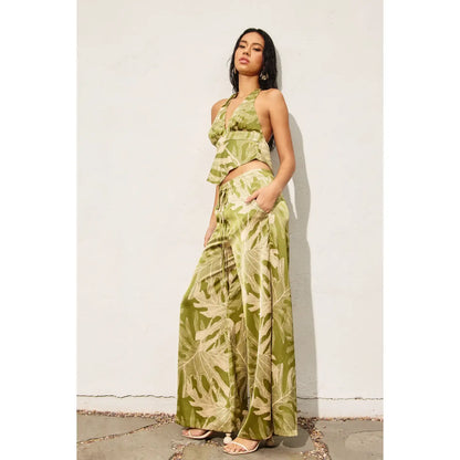 Dress Forum Tropical Print Pull-on Wide Leg Pants in Calliste Green