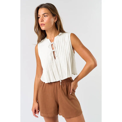 Lalavon Sleeveless Front Tie Pleated Blouse Top in White