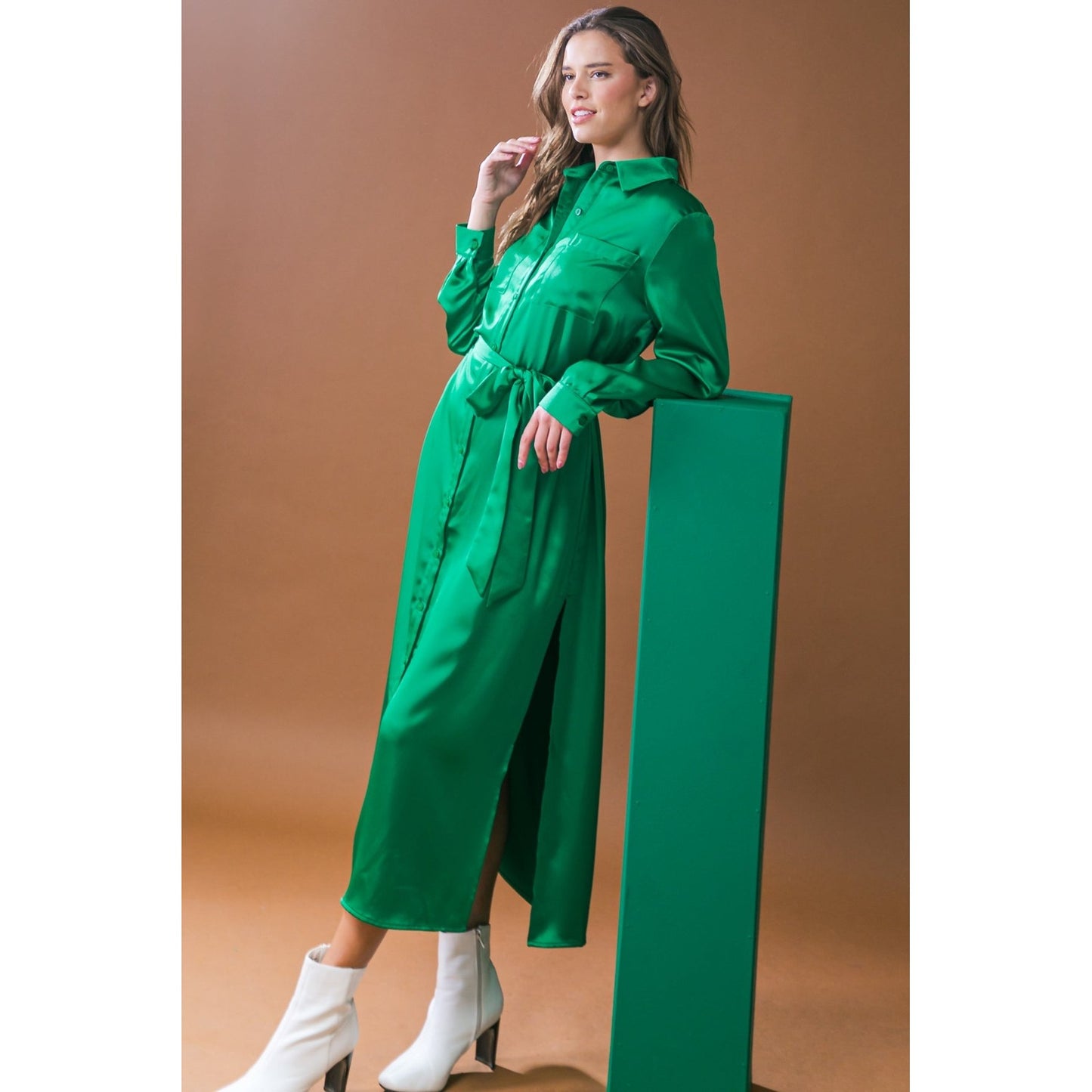 IT'S YOUR PLACE WOVEN LONG SLEEVE MIDI DRESS. Website exclusive · Ships direct!